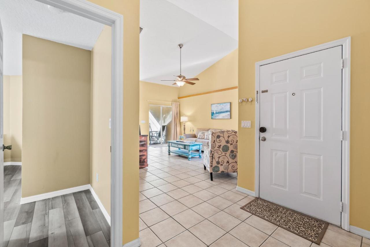 Heart Of The Waves - 3Br & 2Ba Beach Retreat - New Hot Tub - Outside Patio With Grill & Seating, Steps To Fun! Мелбърн Екстериор снимка